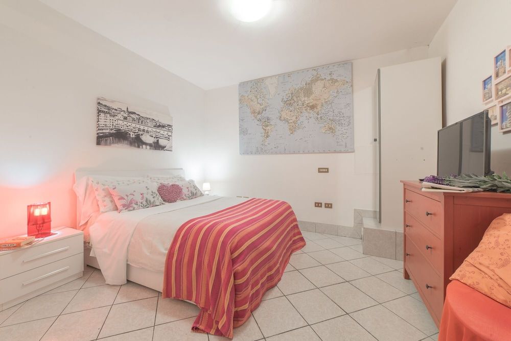 undefined Your Apartment a Short Walk From the Center 5