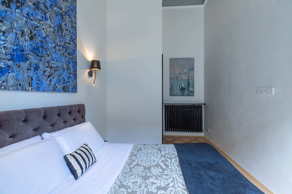 undefined Cavour 83 Prestige House 10