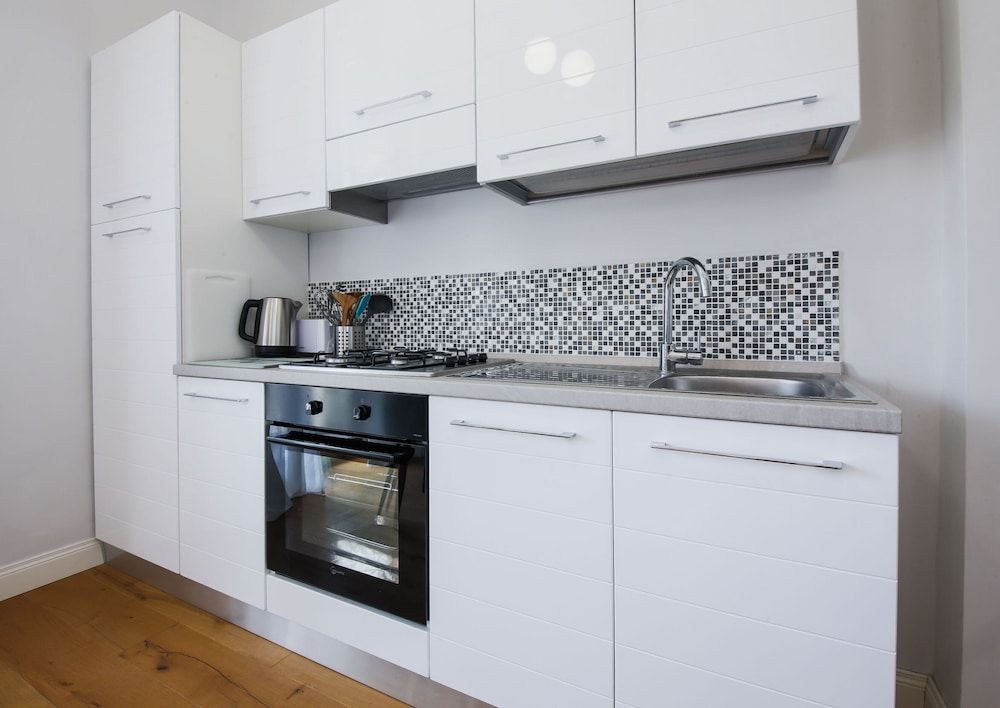 Guido Monaco Contemporary Apartment 6