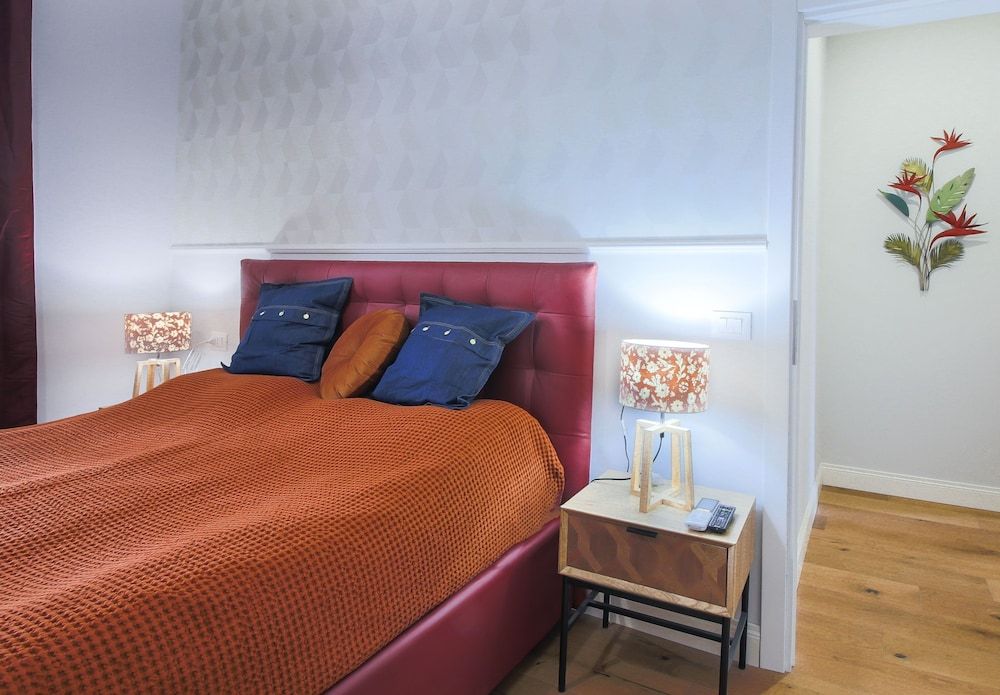 undefined Guido Monaco Contemporary 8