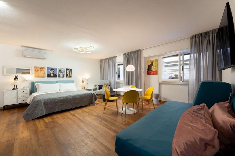 undefined Guicciardini Apartment 9