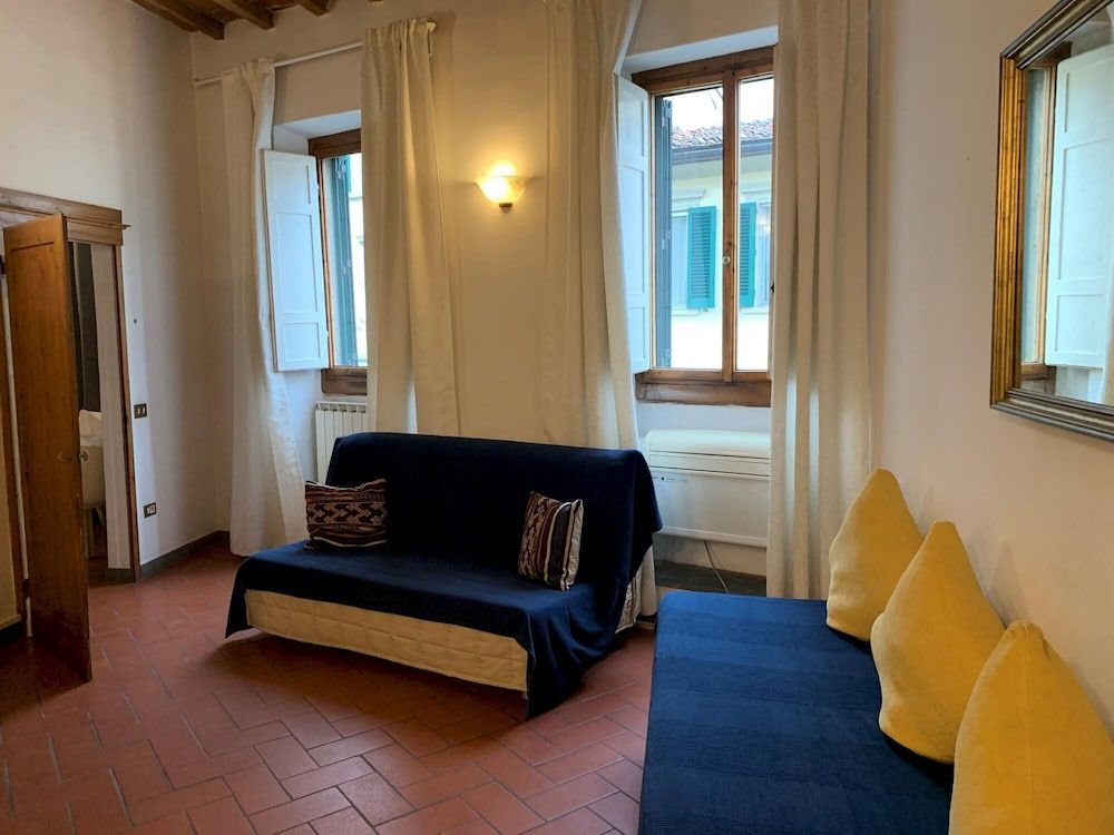 Ruote Second Floor in Firenze Apartment 27