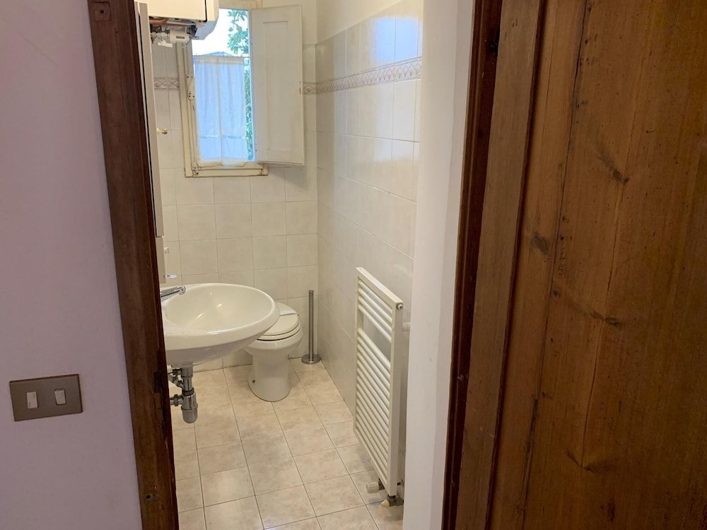 Ruote Second Floor in Firenze Apartment 13