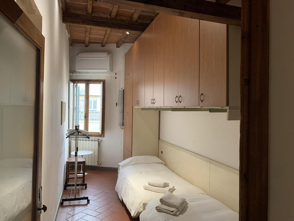 Ruote Second Floor in Firenze Apartment 21
