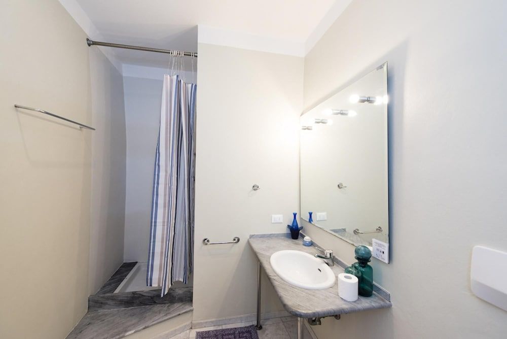 Pitti Three in Firenze Apartment 10