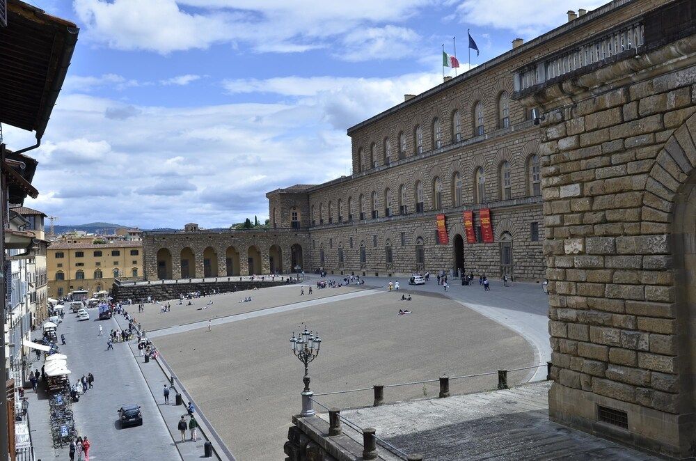 Pitti Three in Firenze Apartment 8