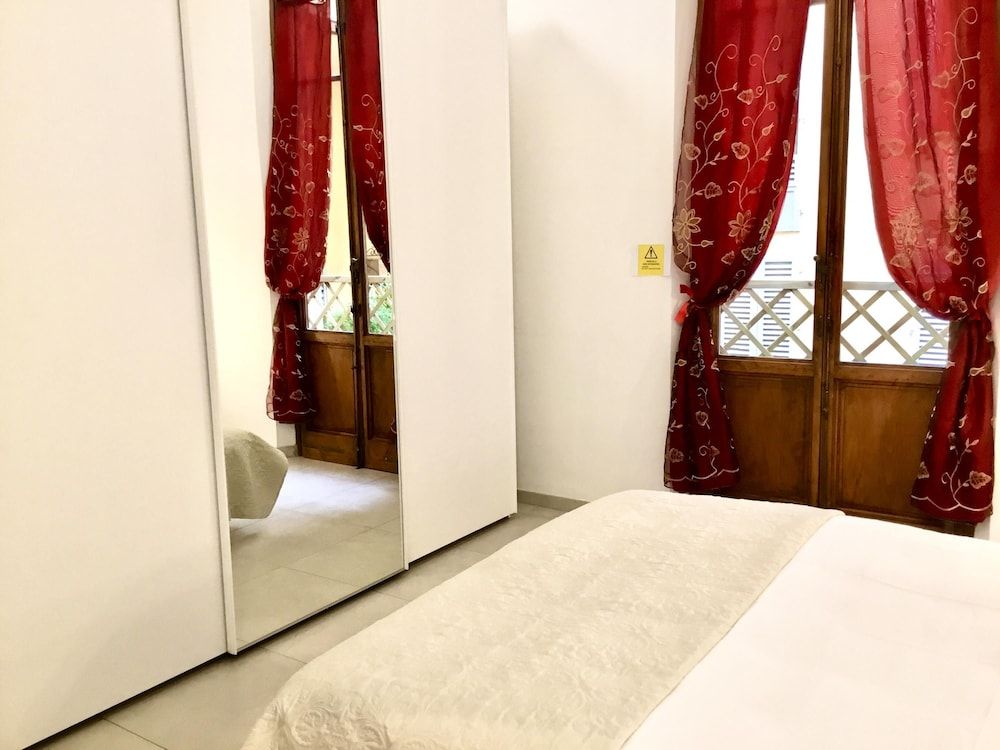 undefined Martiri del Popolo Apartment 6