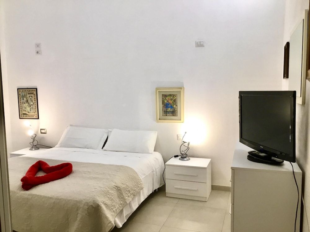 undefined Martiri del Popolo Apartment 5