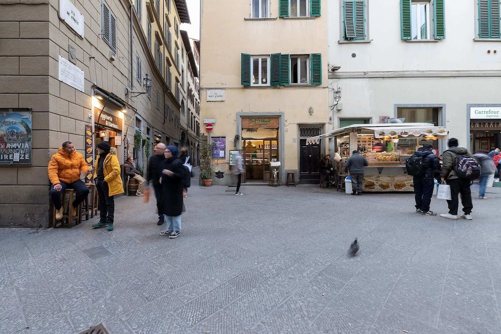 undefined Alighieri's Suite-hosted by Sweetstay 5