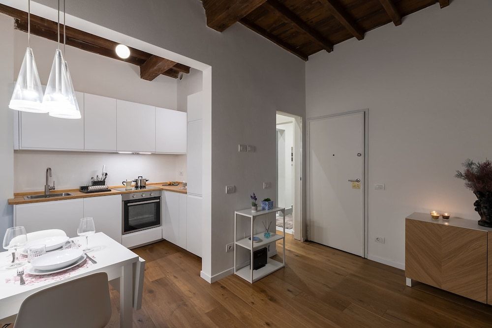 undefined Alighieri's Suite-hosted by Sweetstay 7