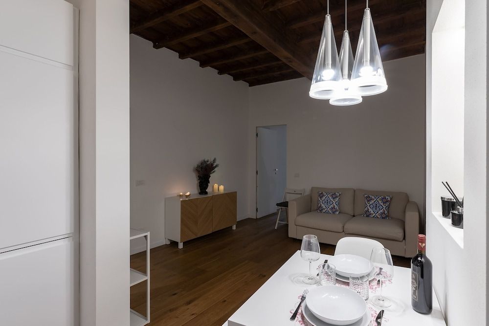 Alighieri's Suite-hosted by Sweetstay Basic Apartment, 1 Double Bed with Sofa bed 26