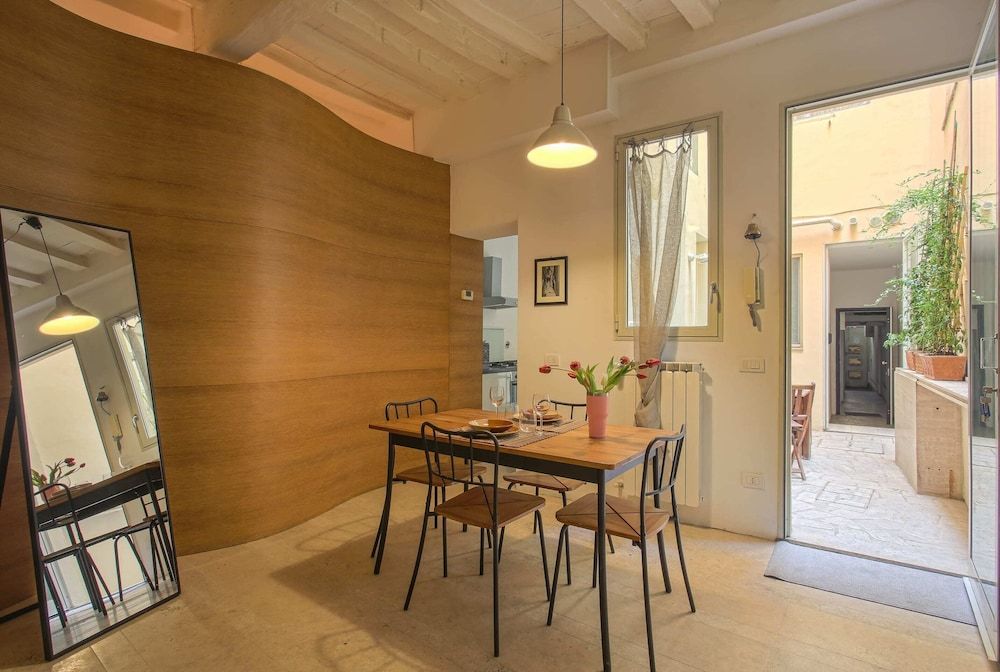 undefined Santospirito Suite - Hosted by Sweetstay 10