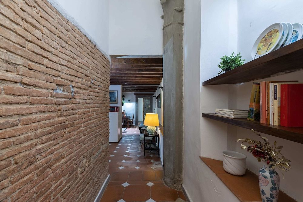 Serragli Court-hosted by Sweetstay Basic Apartment, Multiple Beds 19