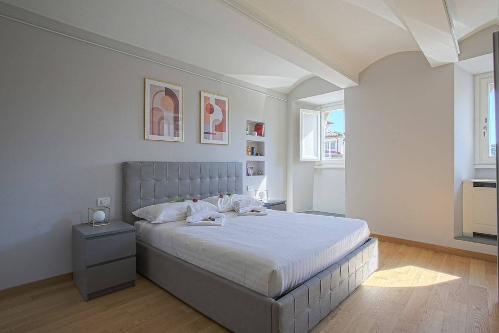 undefined Luxury Suite in Florence - Hosted by Sweetstay 9