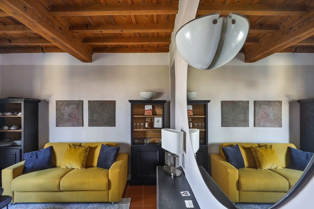 Florence in the Window - Hosted by Sweetstay Basic Apartment, 1 Queen Bed with Sofa bed 13
