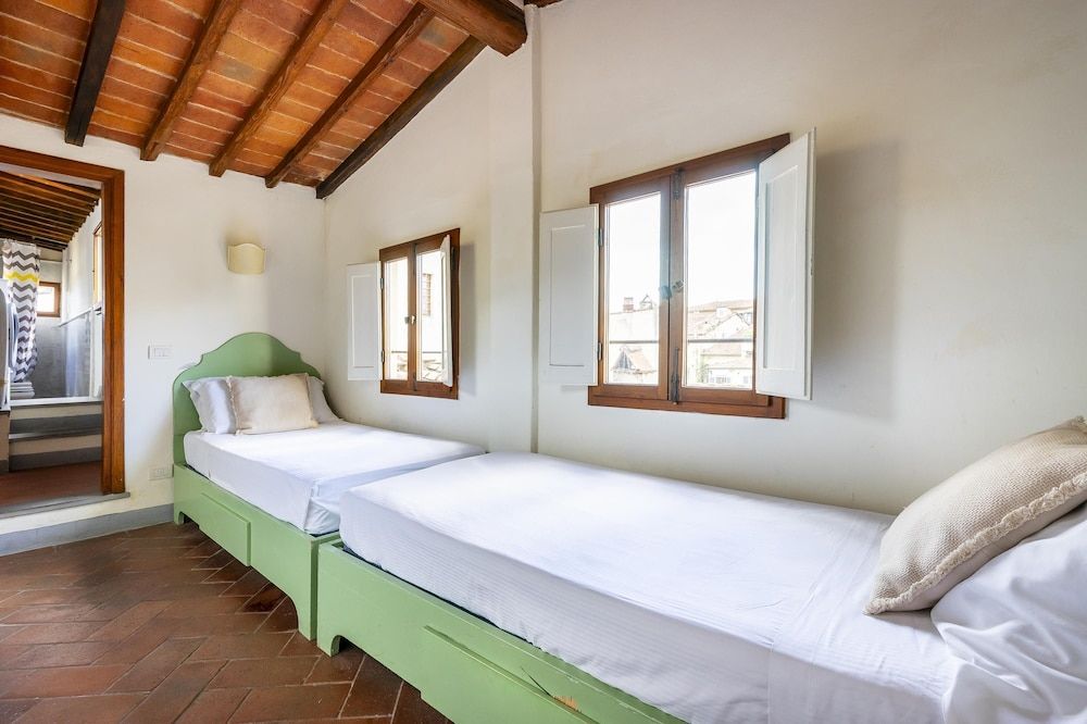 Piazza Santa Croce in Firenze Apartment 14