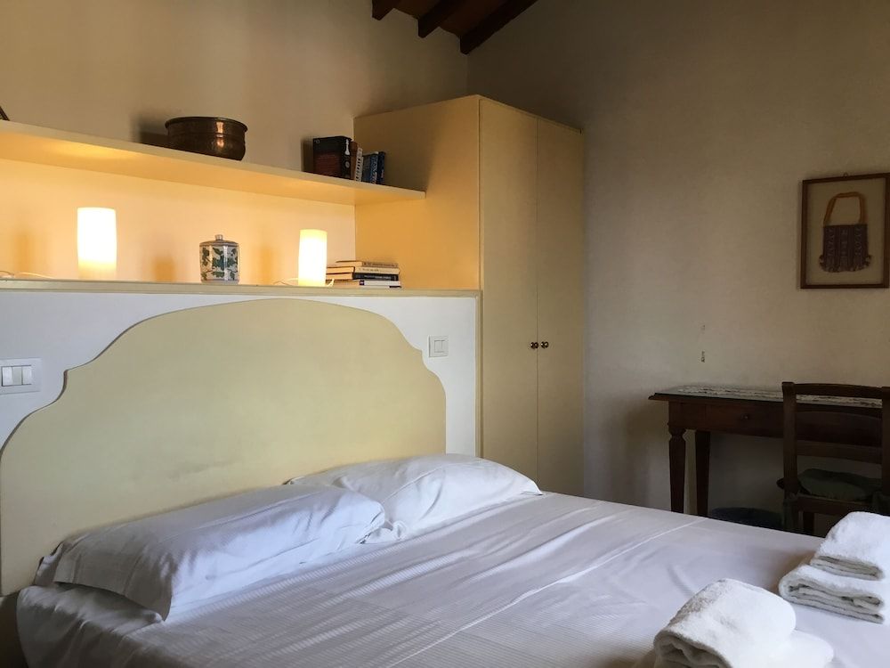 Piazza Santa Croce in Firenze Apartment 2