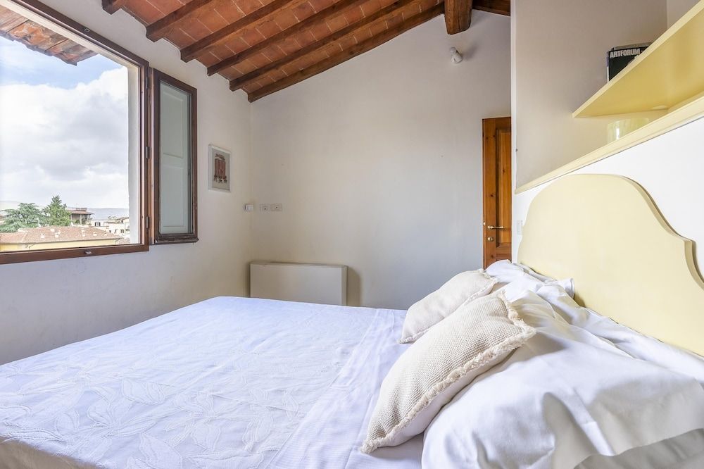 Piazza Santa Croce in Firenze Apartment 17