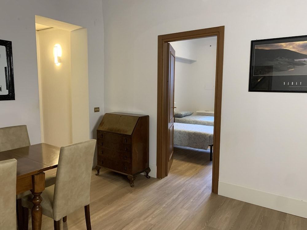 Ginori B in Firenze With 3 Bedrooms and 2 Bathrooms Apartment 33