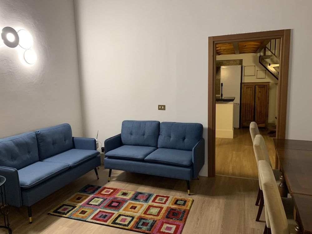 undefined Ginori B in Firenze With 3 Bedrooms and 2 Bathrooms