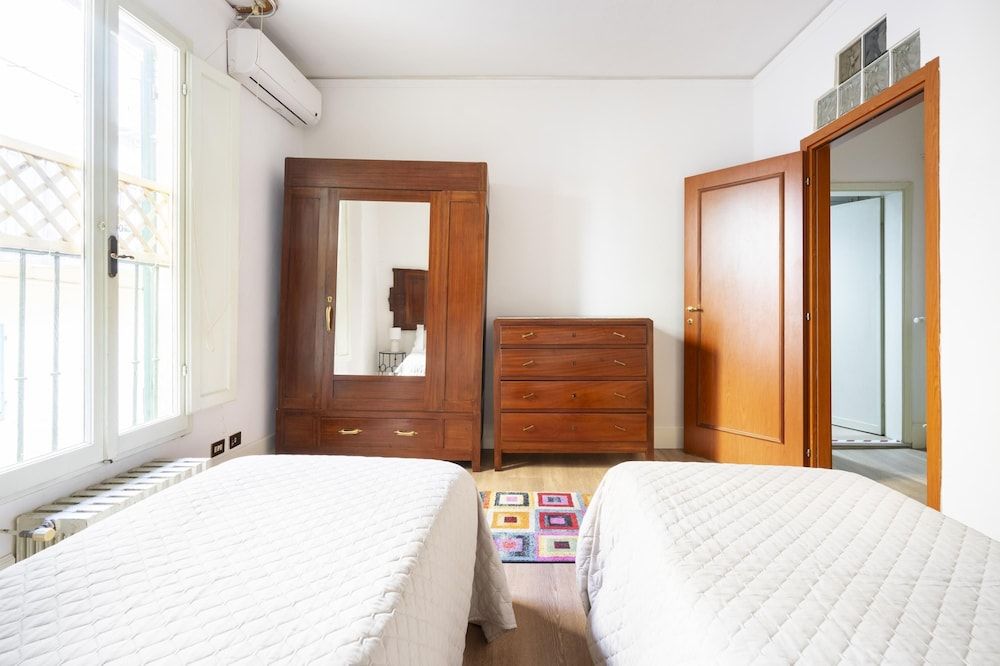 Ginori B in Firenze With 3 Bedrooms and 2 Bathrooms Apartment 18