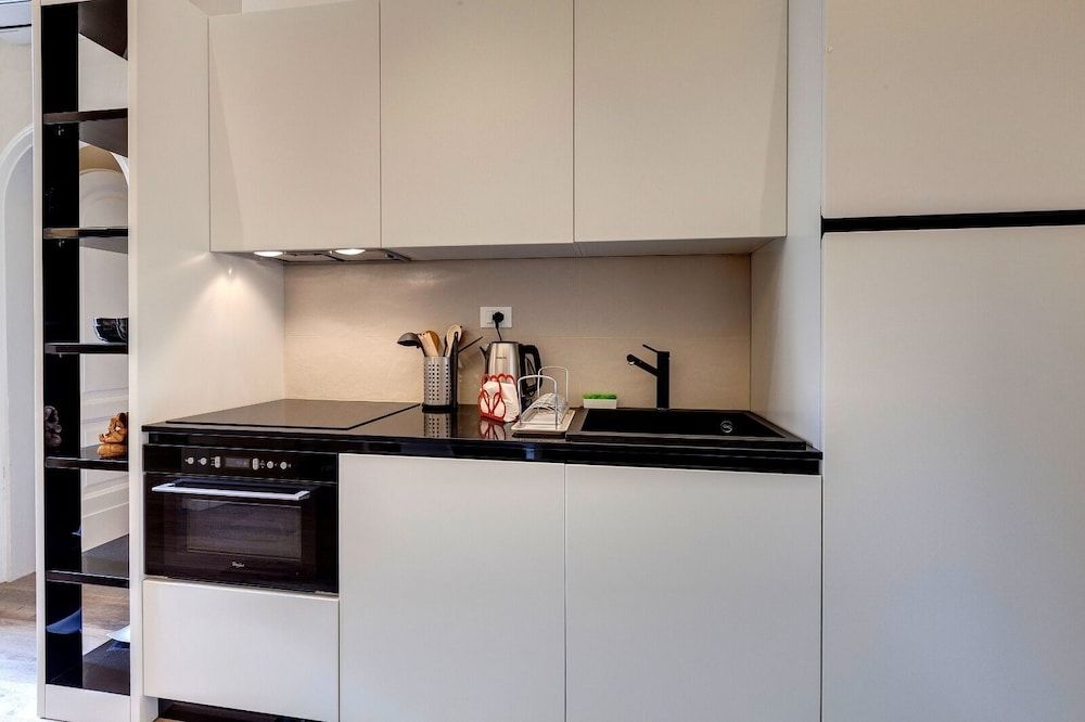 undefined Central Berchet With Terrace and Private Entrance 8