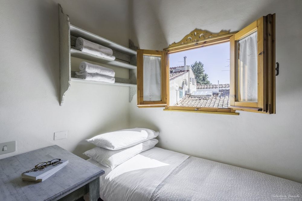 Wine Apartments Florence Lambrusco Traditional Apartment 10