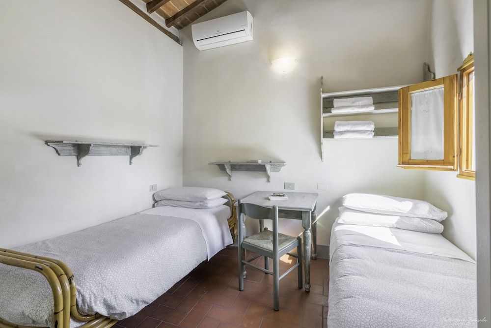 Wine Apartments Florence Lambrusco Traditional Apartment 8