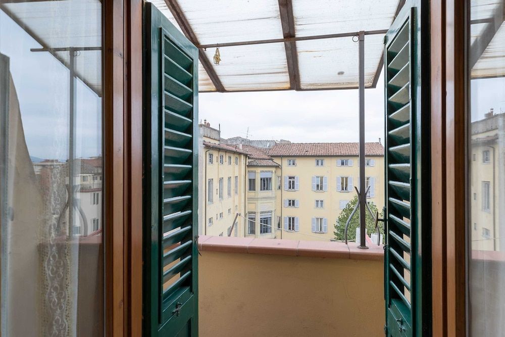 Sanzanobi Nest-hosted by Sweetstay Basic Apartment, Multiple Beds 5