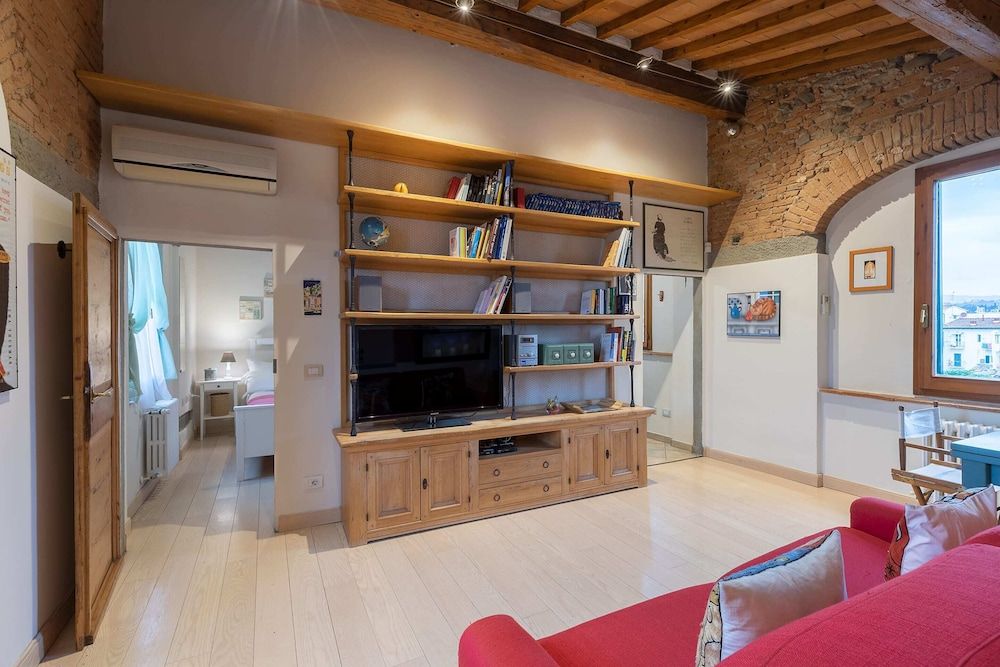 Sanzanobi Nest-hosted by Sweetstay Basic Apartment, Multiple Beds 16