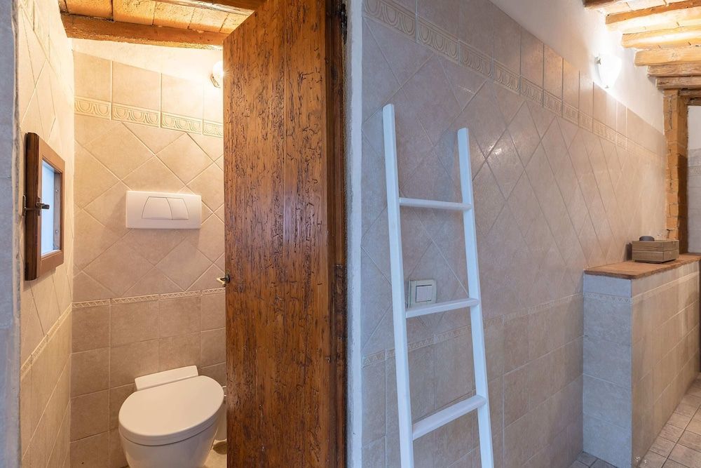 Sanzanobi Nest-hosted by Sweetstay Basic Apartment, Multiple Beds 8