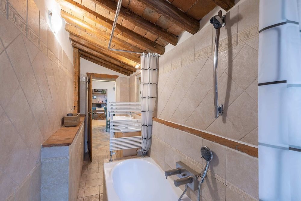 Sanzanobi Nest-hosted by Sweetstay Basic Apartment, Multiple Beds 7