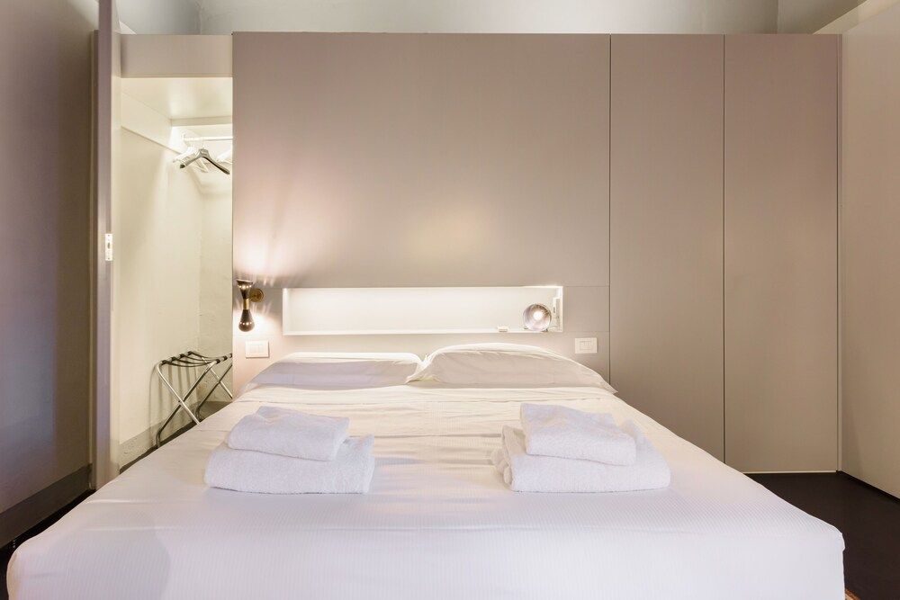 undefined Ciompi Prestige by Mmega 9