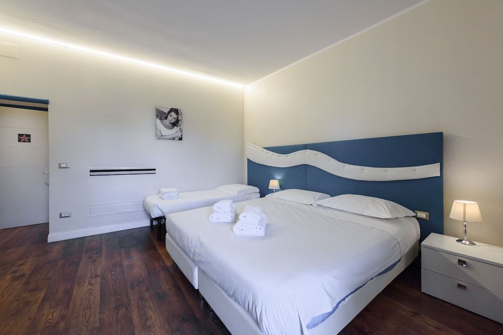 undefined Dolcevita Suite by Mmega 9