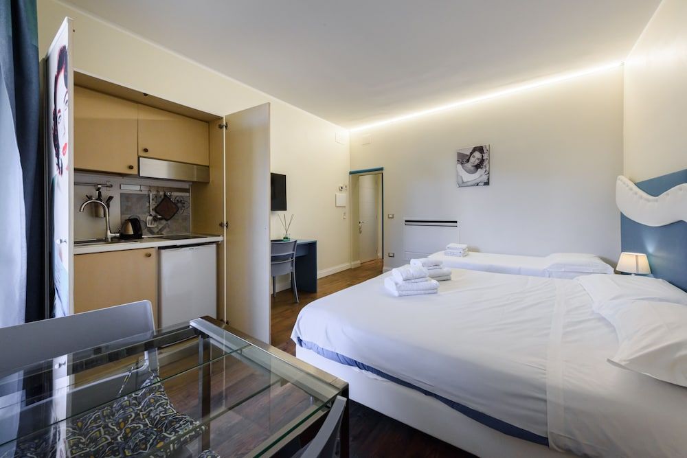 undefined Dolcevita Suite by Mmega 8