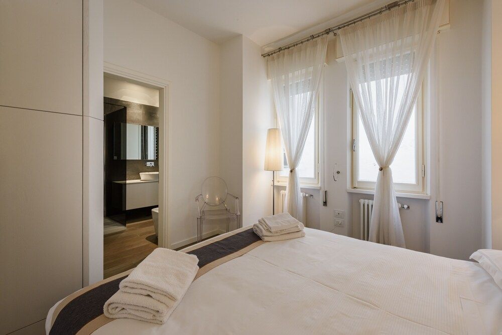 undefined Suite Jacopo by Mmega 7