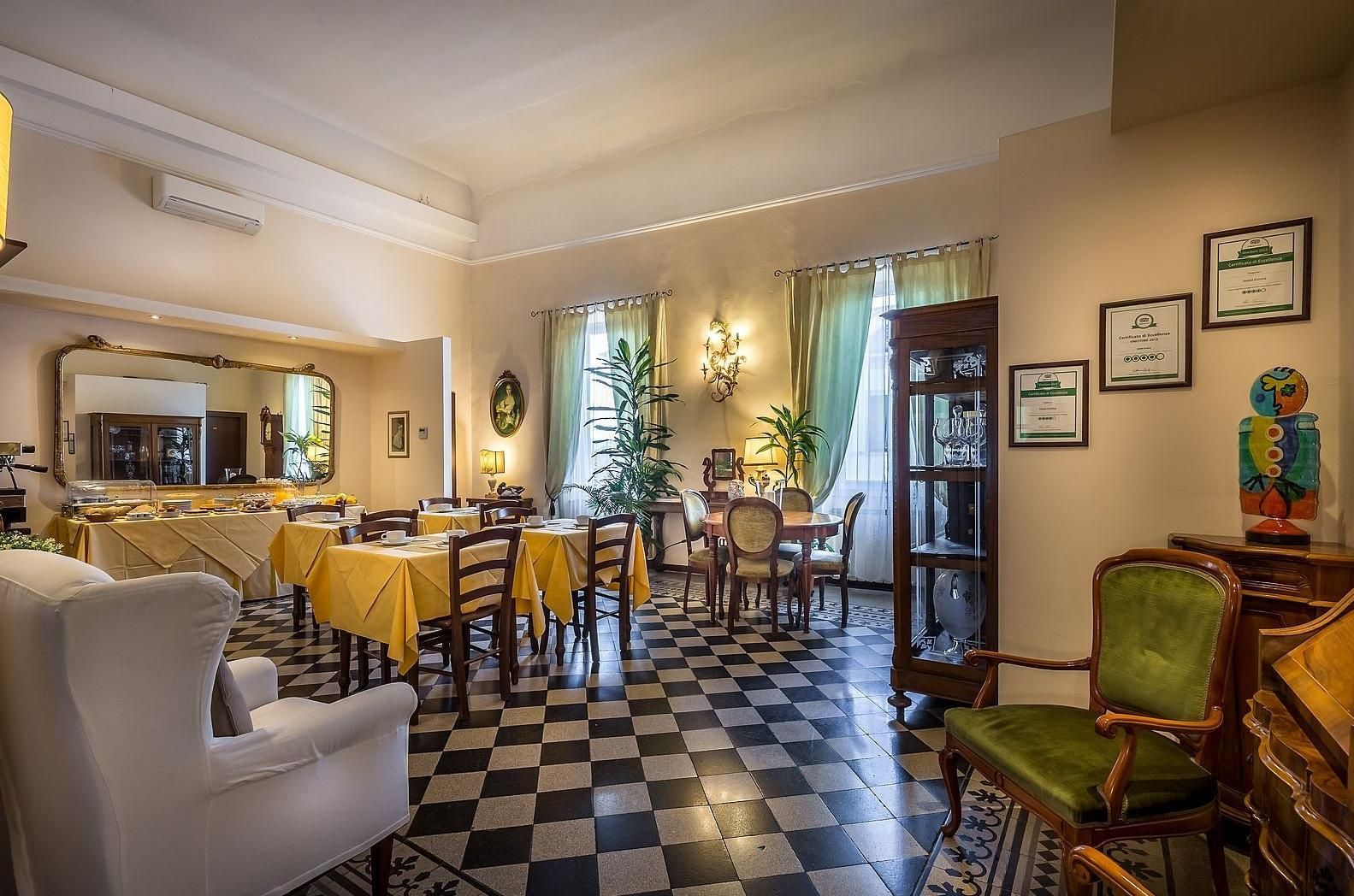 Hotel Emma