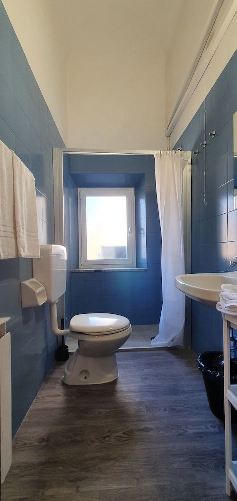 HOTEL GENESI Double or Twin Room 13