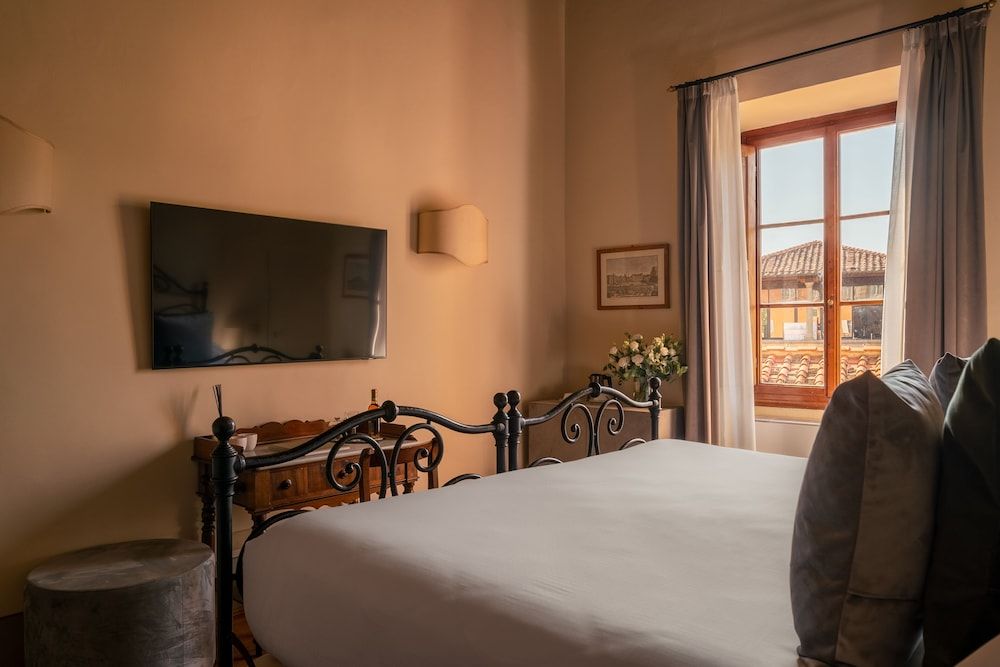 Loggiato dei Serviti Classic Double Room 5