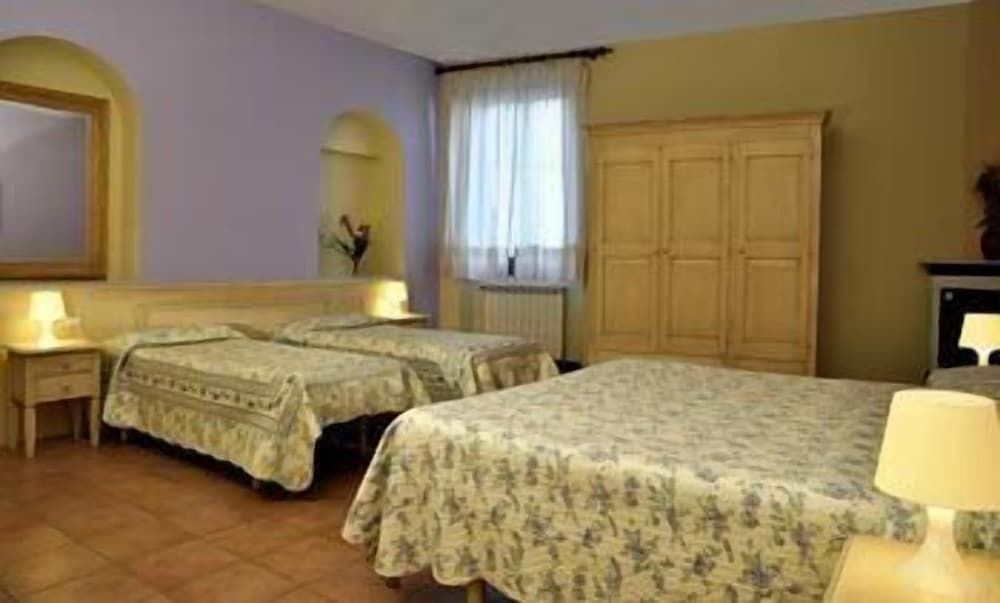 undefined Hotel Regina