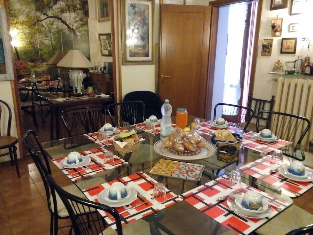 undefined Soggiorno Petrarca 9