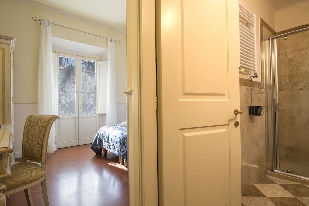 Relais Tiffany Comfort Double or Twin Room, Garden View 15