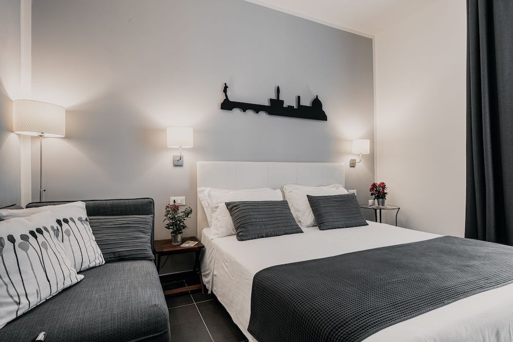 undefined Easy Florence 8