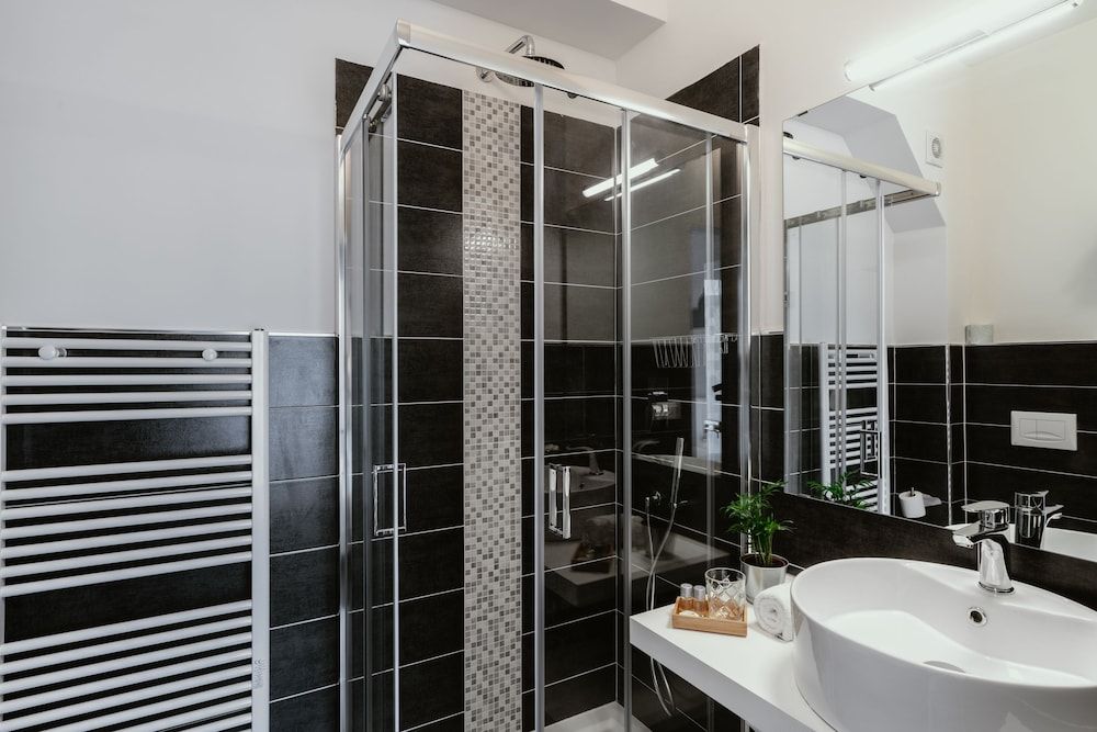 Easy Florence Deluxe Double Room, 1 King Bed, Balcony 5