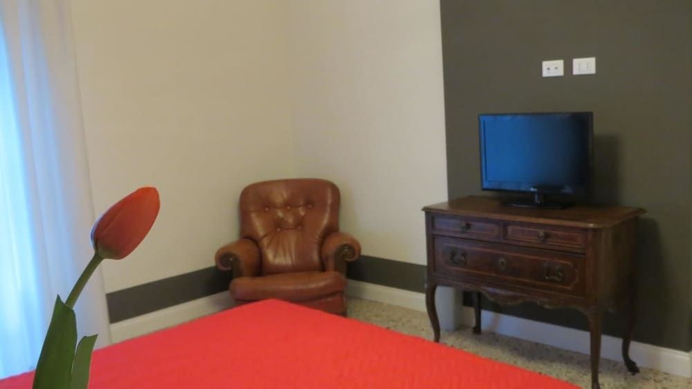 L'Ulivo Chiantigiana 115 Family Room, Connecting Rooms (Rossa) 2