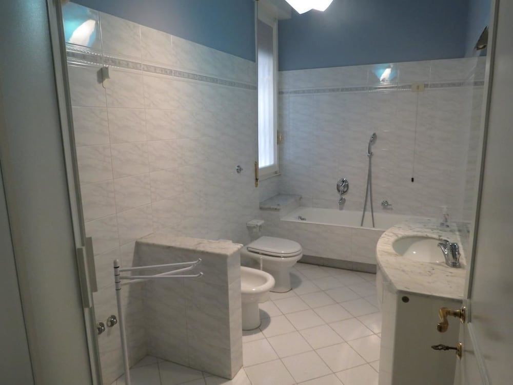 L'Ulivo Chiantigiana 115 Family Room, Connecting Rooms (Rossa) 6