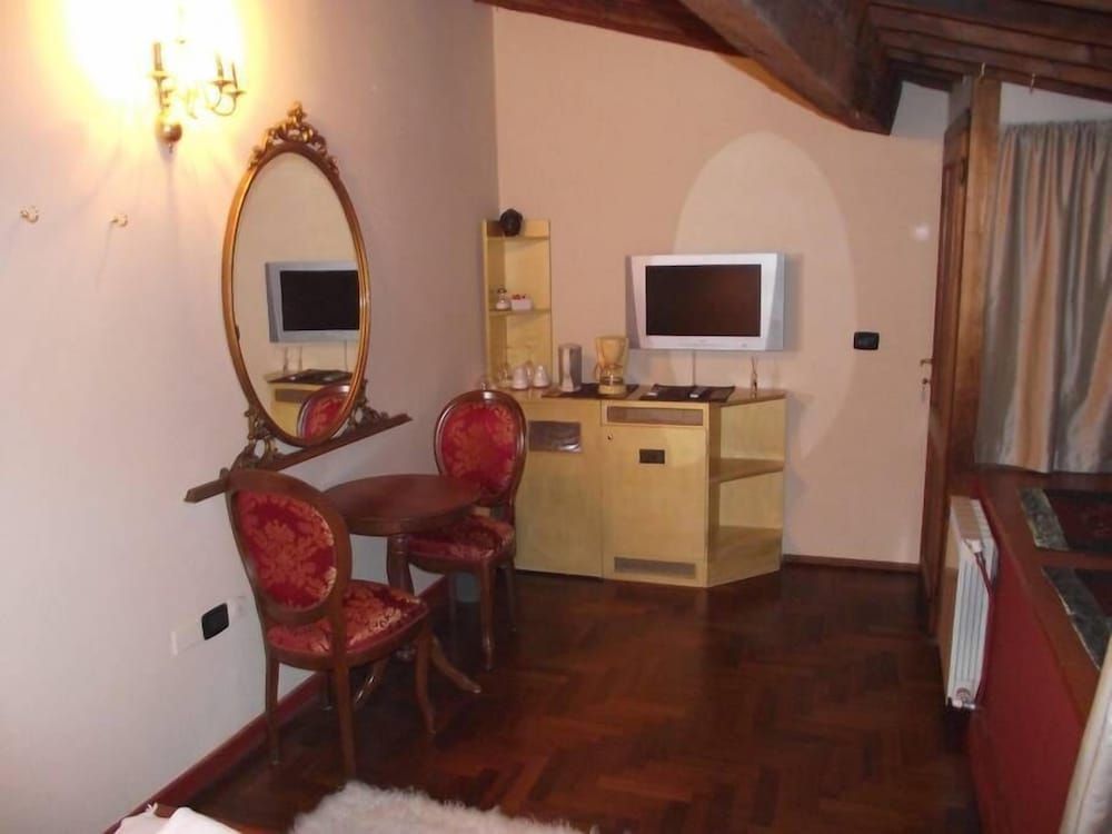 undefined The Blacksheep B&B 9