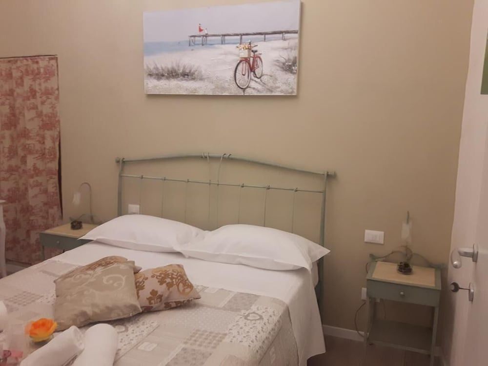 undefined Shabby Old Town 2