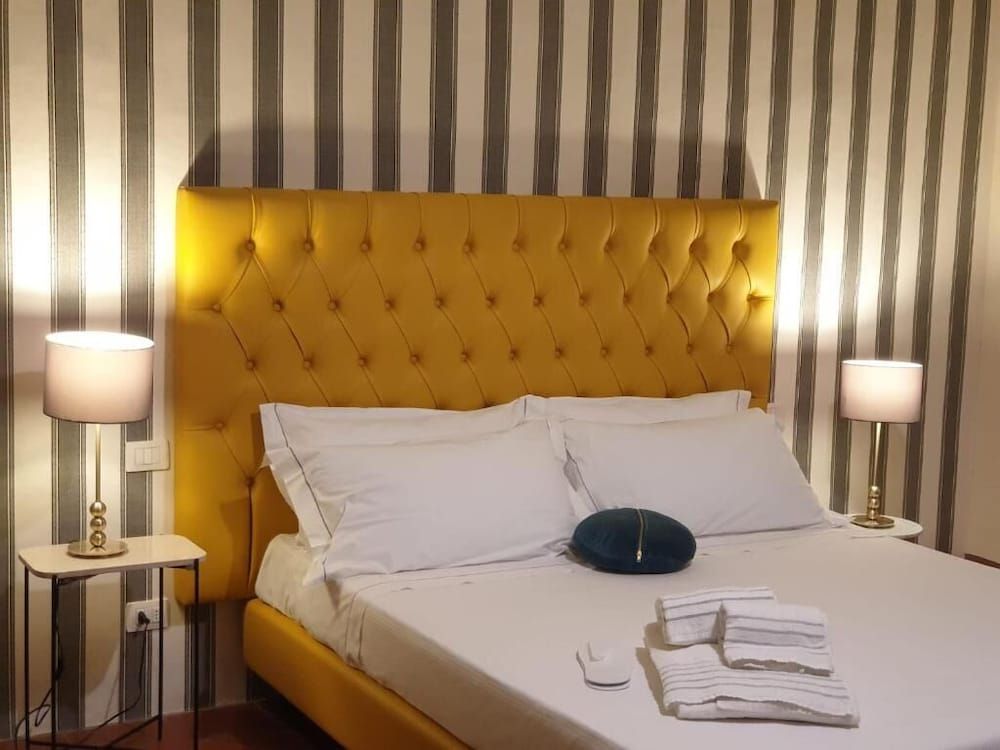 SPIRIT OF FLORENCE Boutique Rooms Economy Triple Room, 1 Bedroom, Non Smoking, Air conditioning 3
