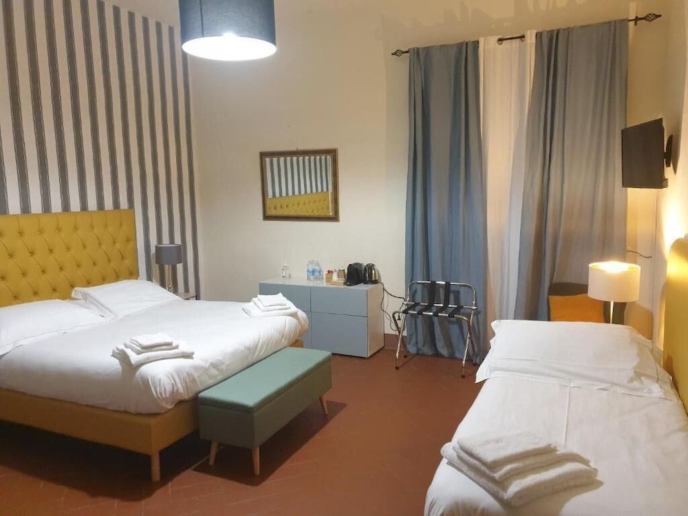 SPIRIT OF FLORENCE Boutique Rooms Economy Triple Room, 1 Bedroom, Non Smoking, Air conditioning 2